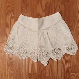“American Eagle Outfitters” Flowy Shorts